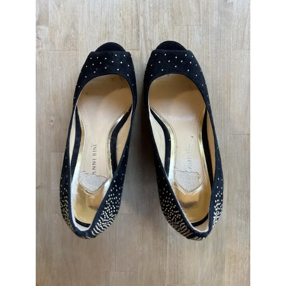 Gianni Bini Women's Black Gold Studded Sparkle Size 7M Wedges Open Peep Toe